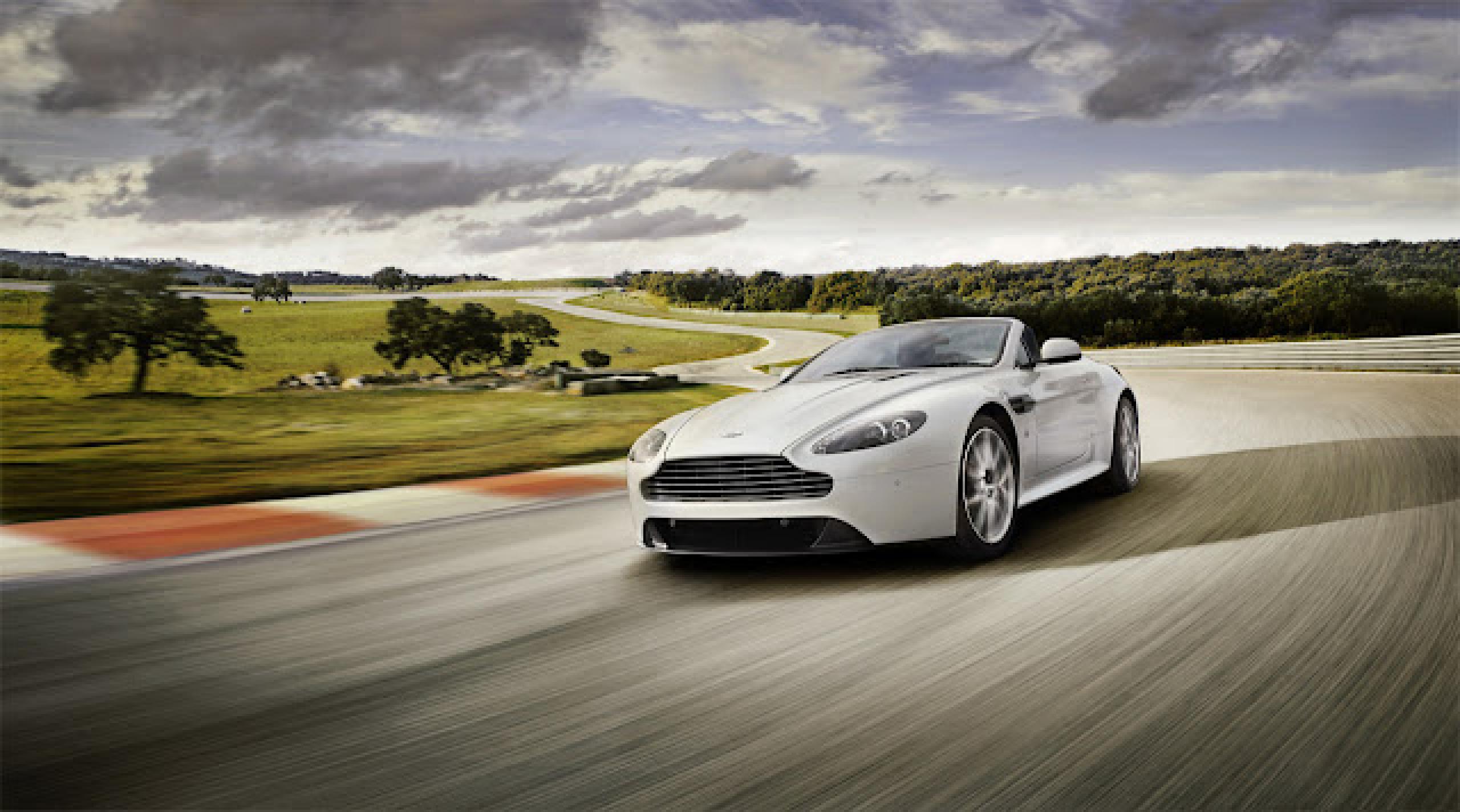 Ready for a road trip this summer? Here's a list of the best road trip cars of 2012