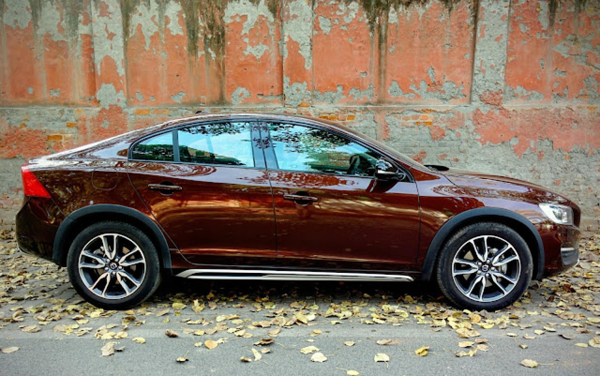 Old Dog, New Tricks: The Volvo S60 Cross Country Drive Review