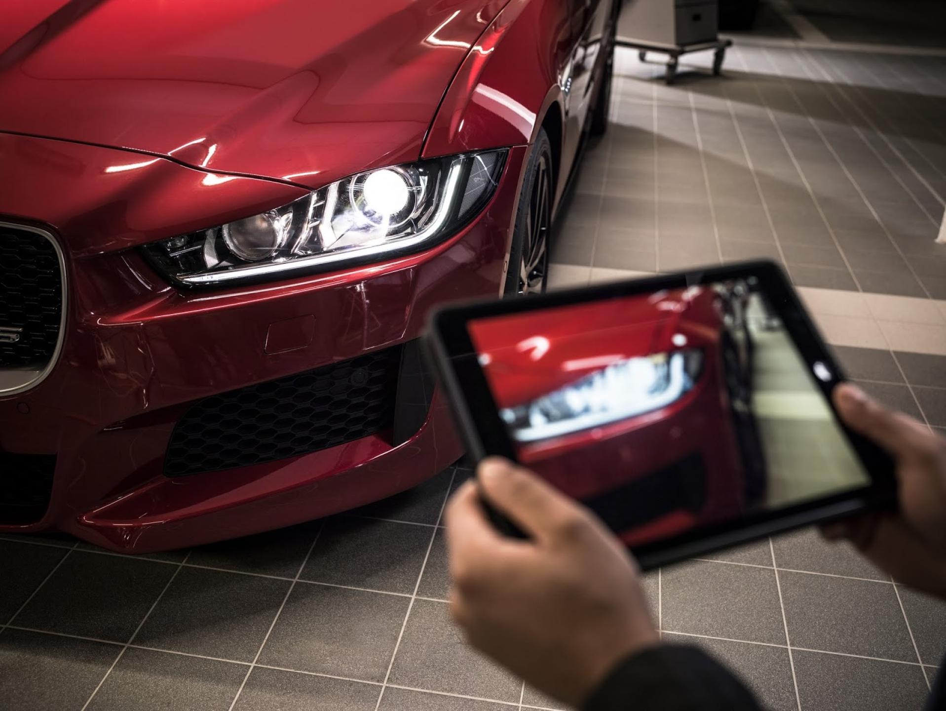Jaguar Land Rover enhances its contactless online sales & service platforms