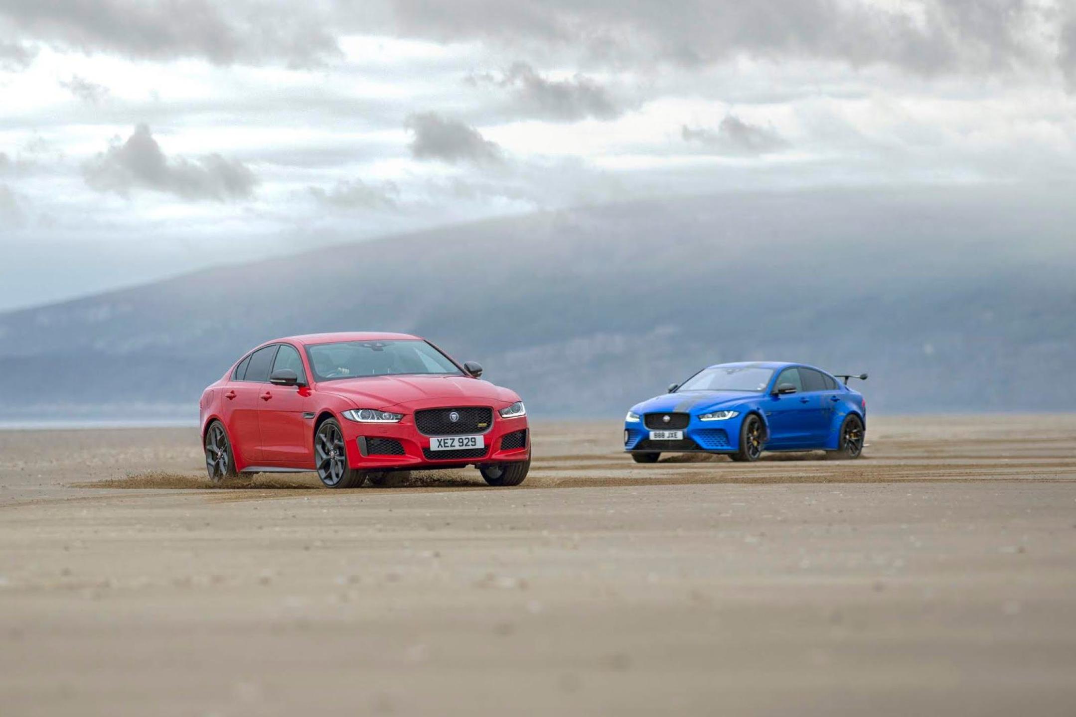 Jaguar XE 300 Sport and SV Project 8 create 1000 metre long Double Helix at Pendine Sands