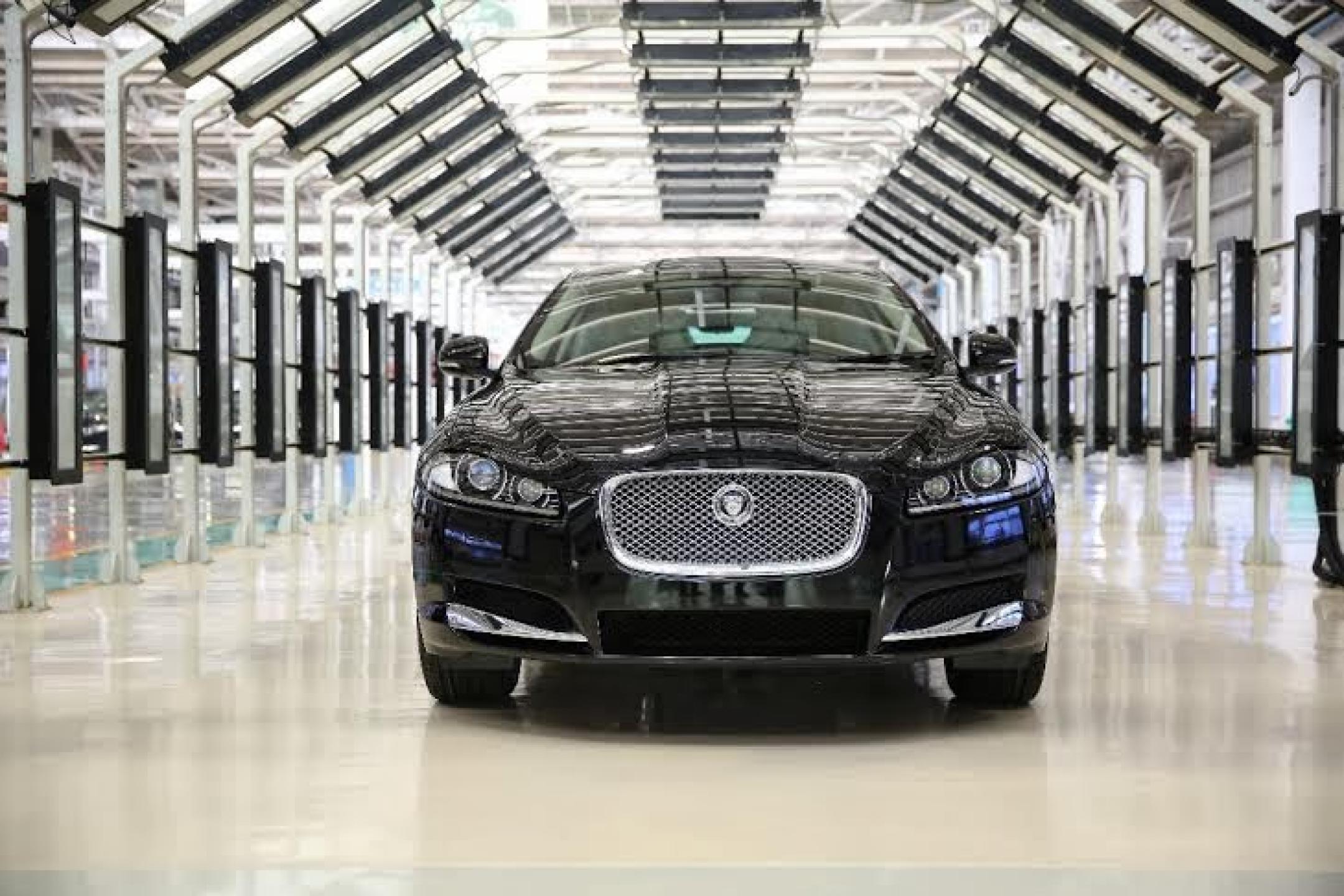 Jaguar introduces XF 2.0L Petrol Engine