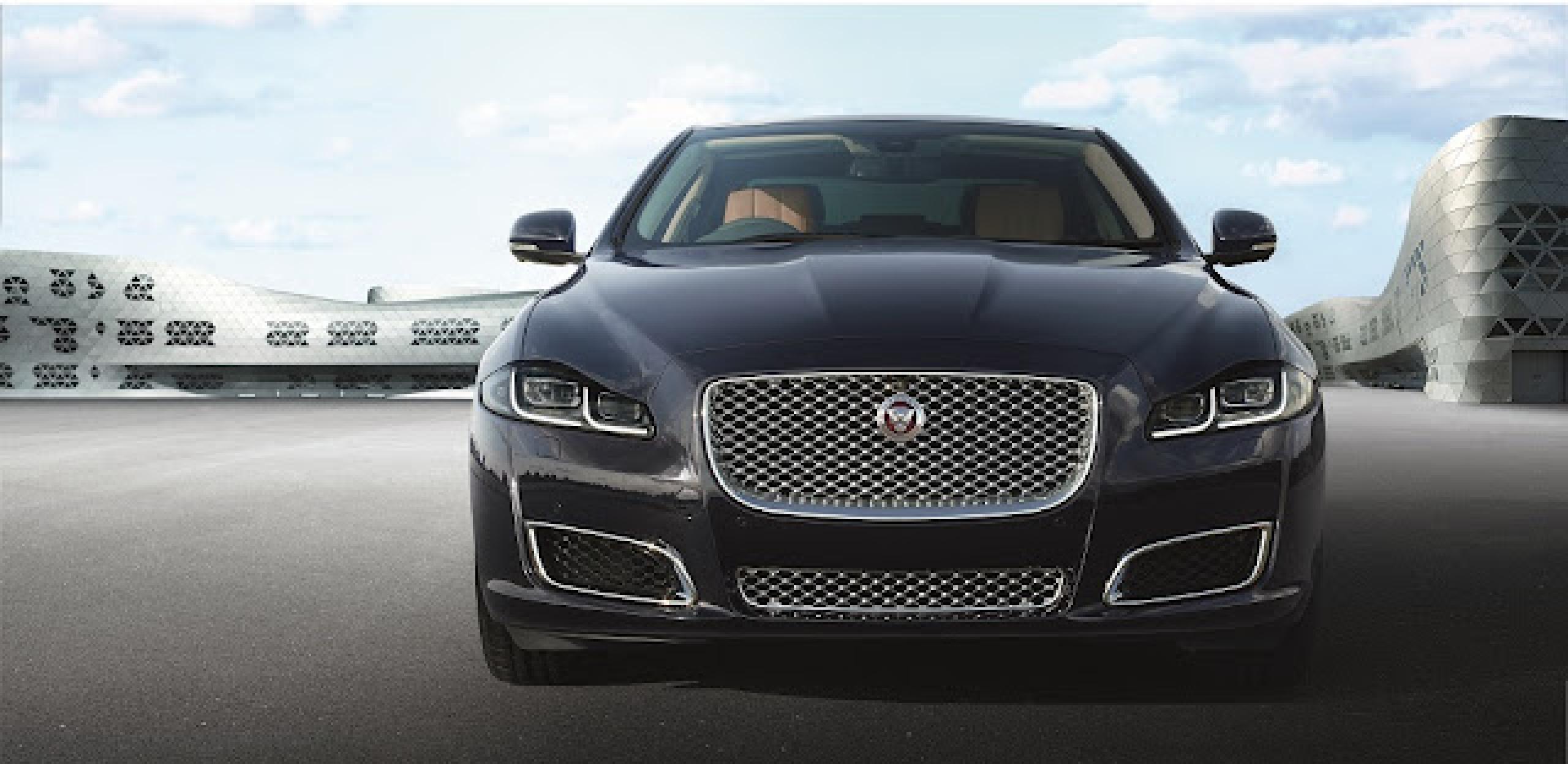 JLR launches the 2016 Jaguar XJ, its new flagship luxury saloon in India
